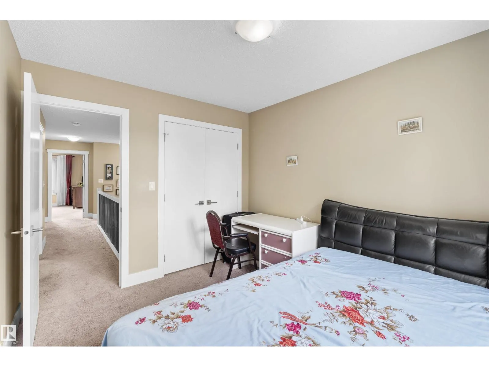 11719 127 ST NW