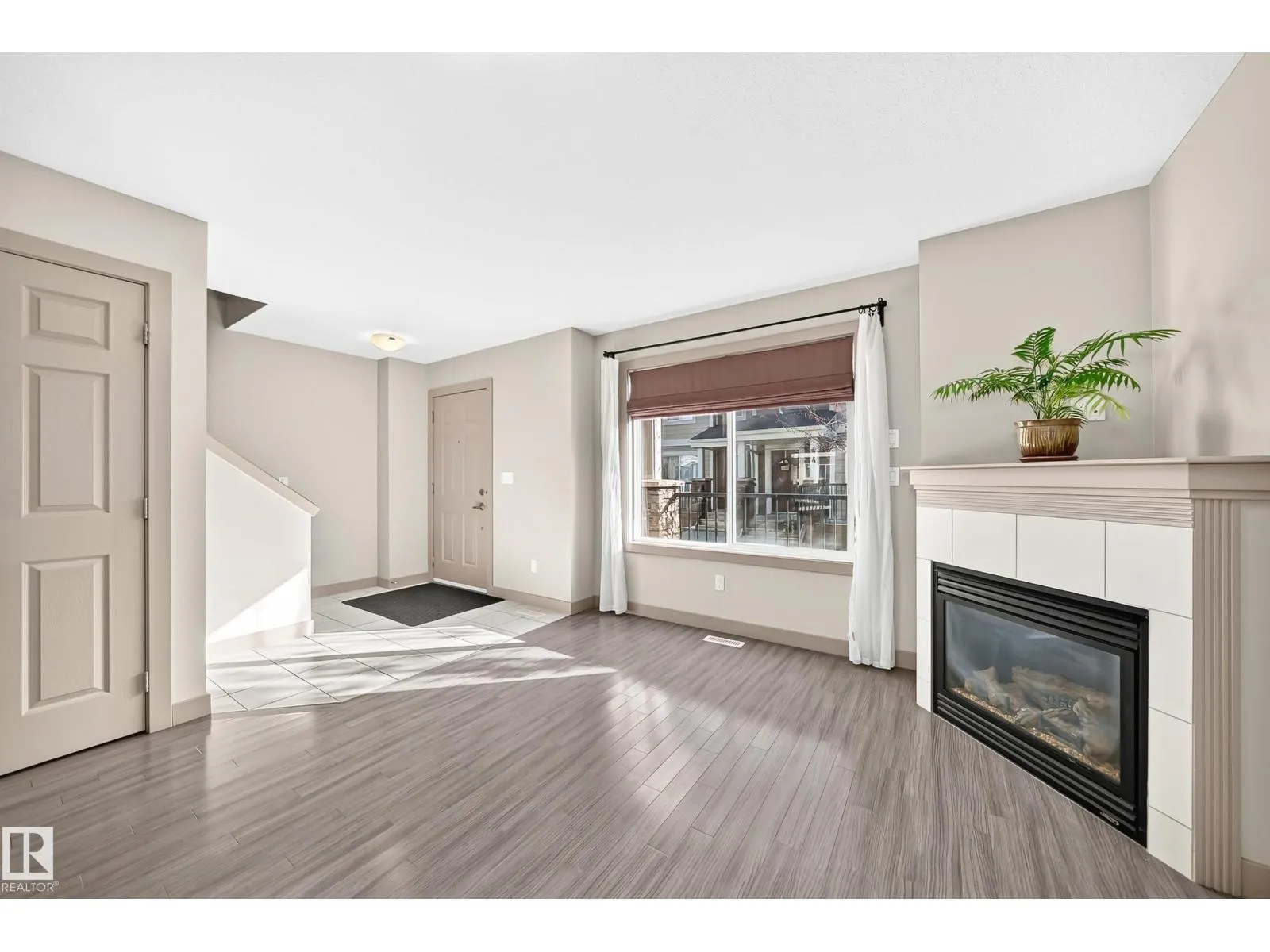 #33 1150 WINDERMERE WY SW