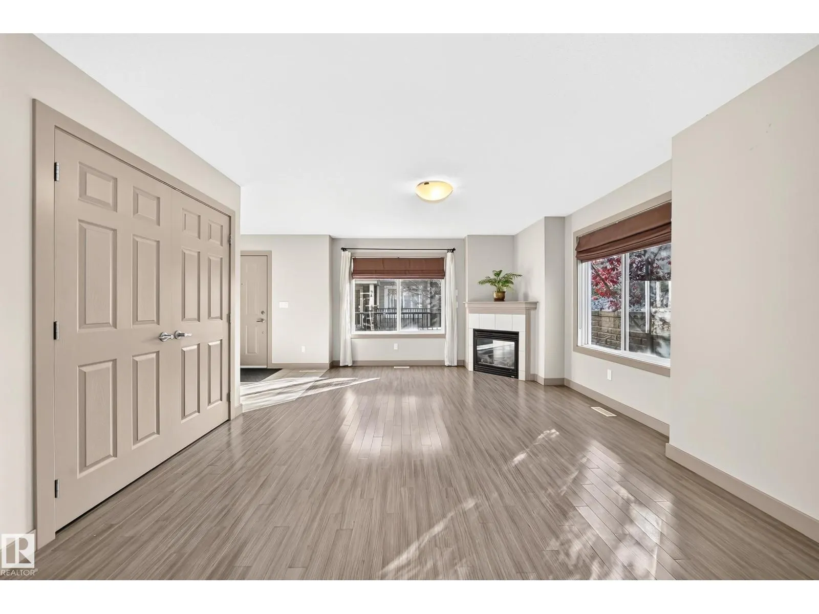 #33 1150 WINDERMERE WY SW