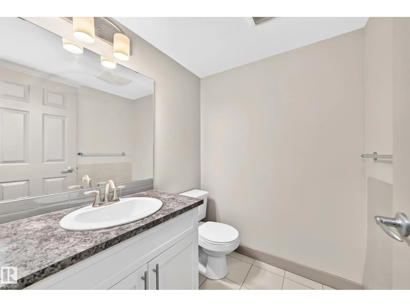 #33 1150 WINDERMERE WY SW