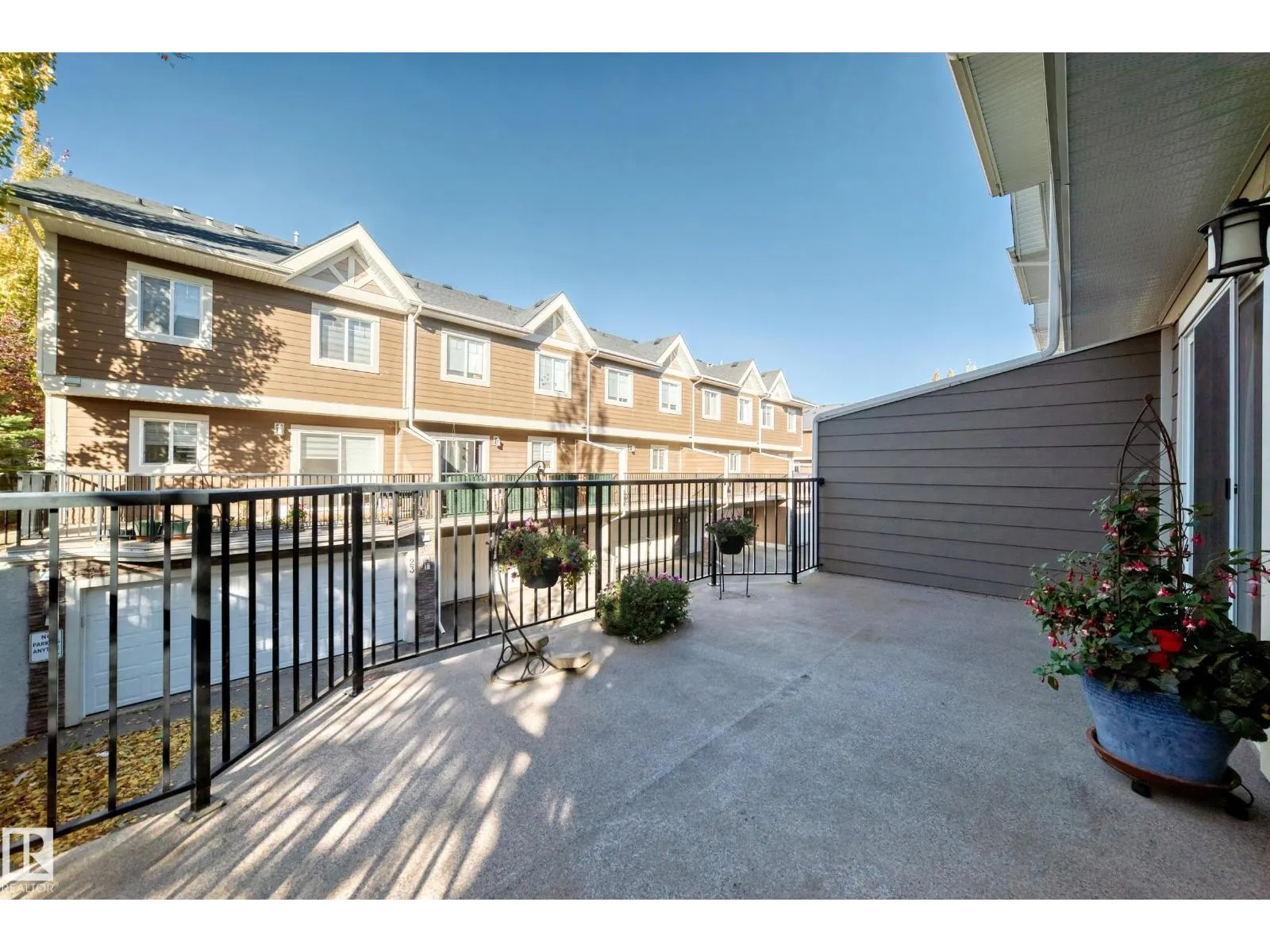 #33 1150 WINDERMERE WY SW