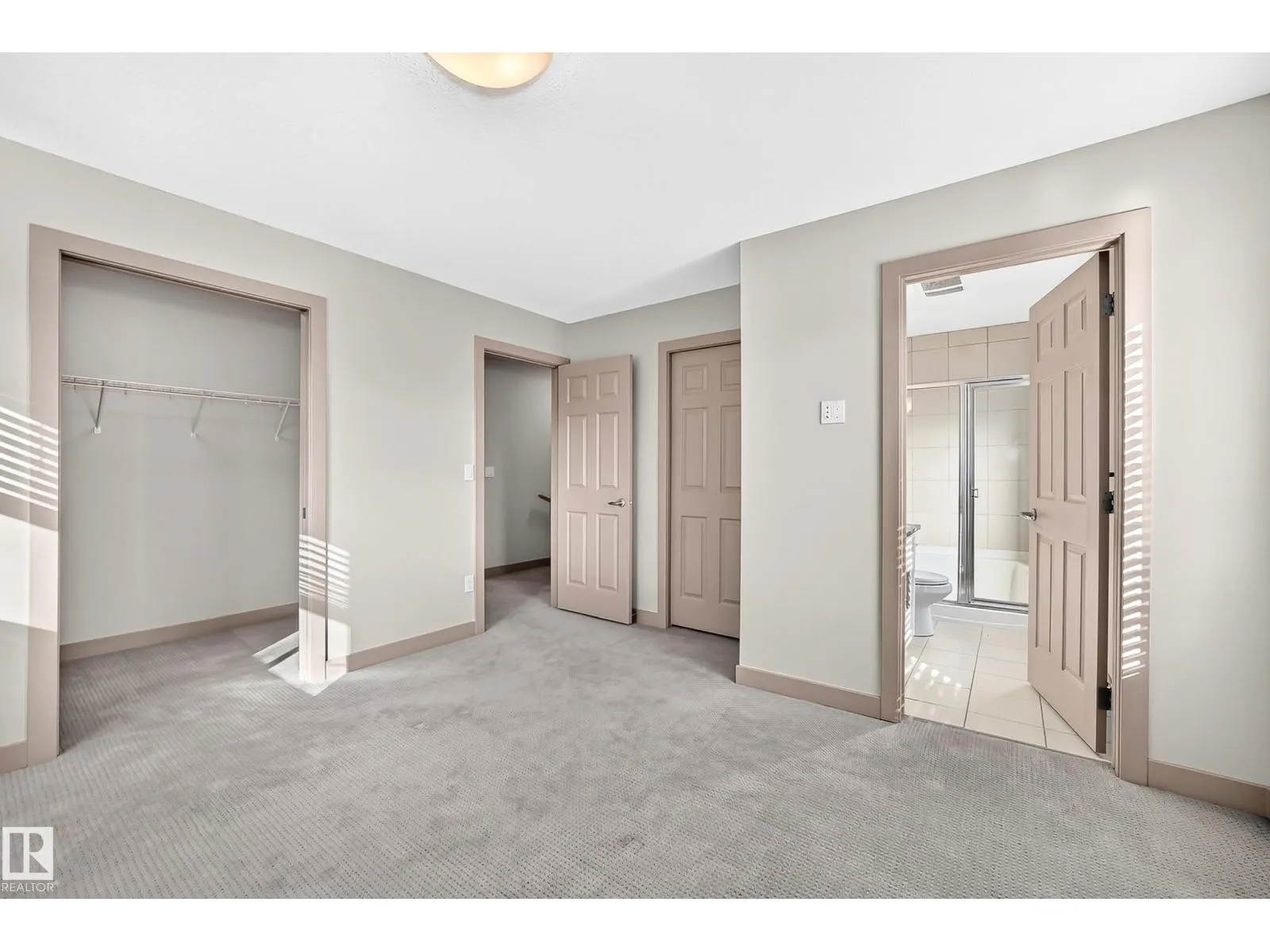 #33 1150 WINDERMERE WY SW