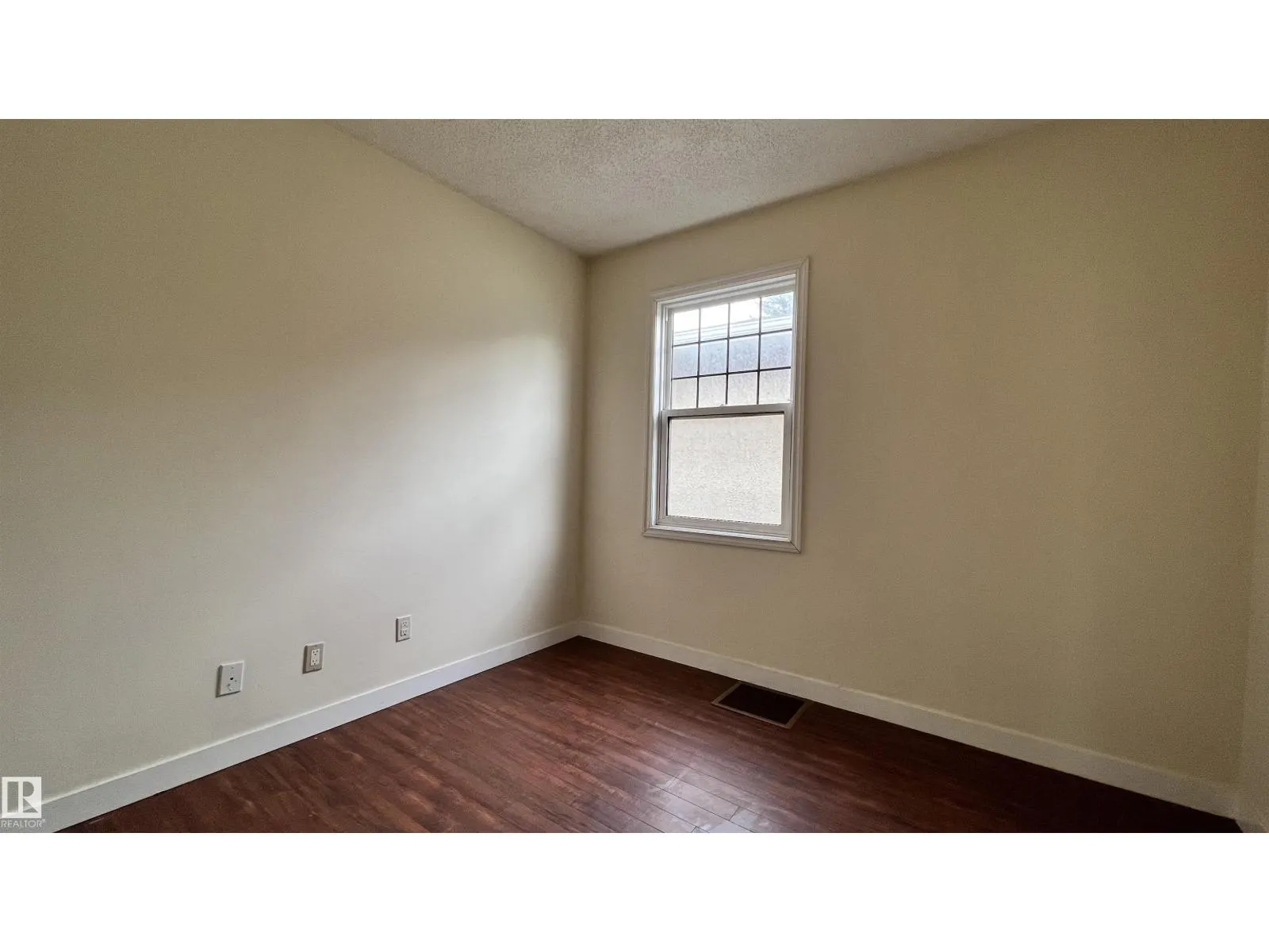 10839 109 ST NW