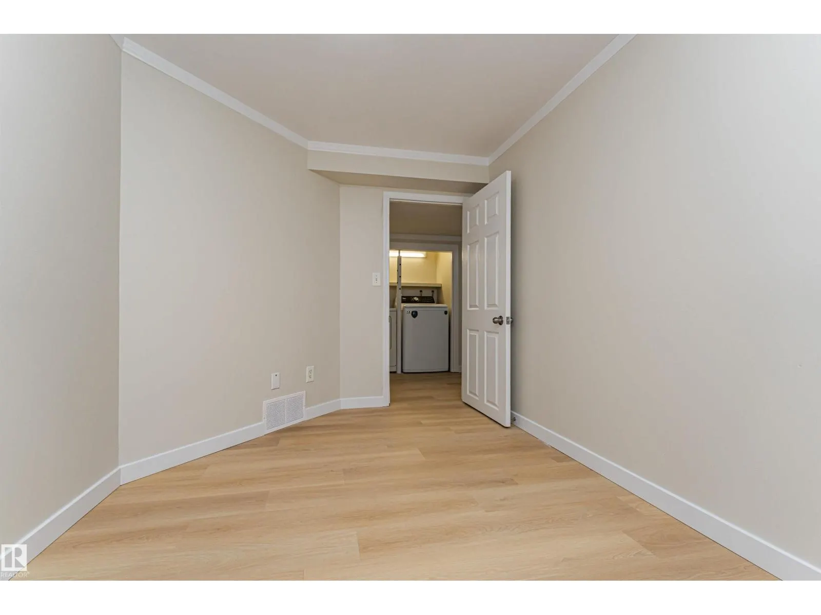 29 GRENFELL AV