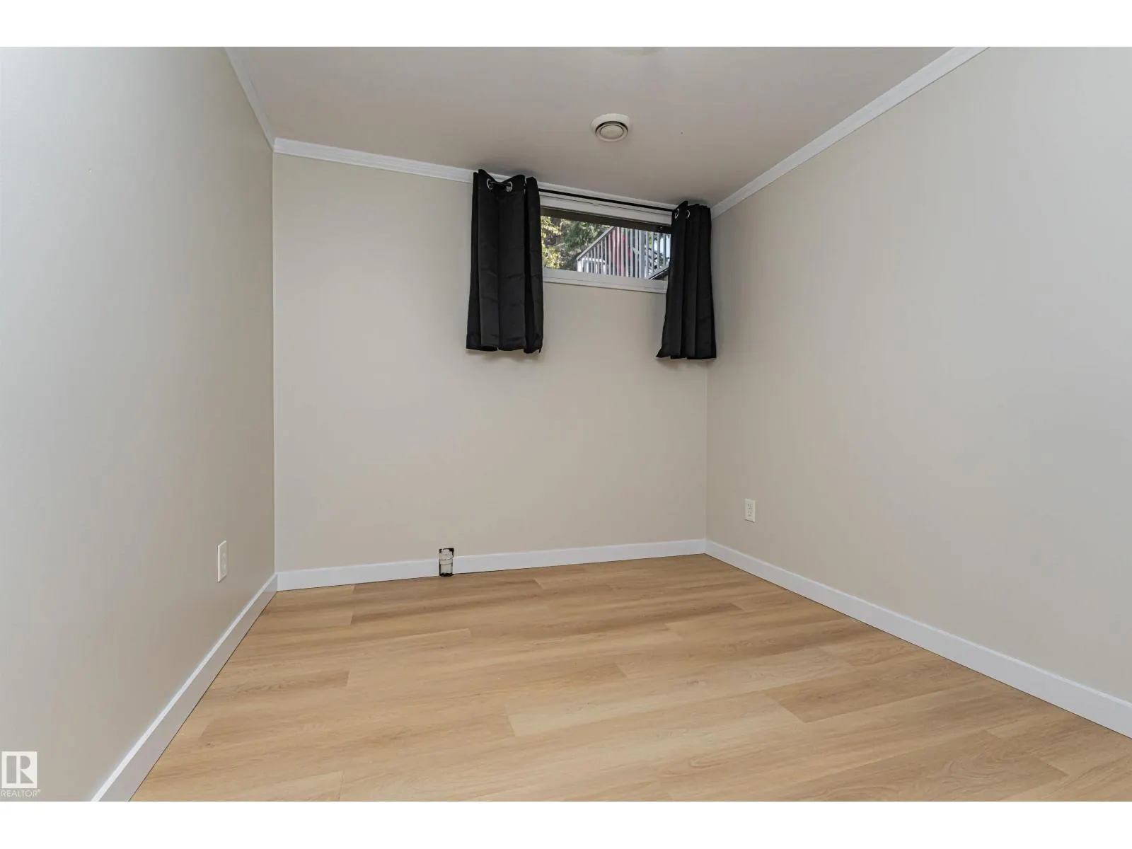 29 GRENFELL AV