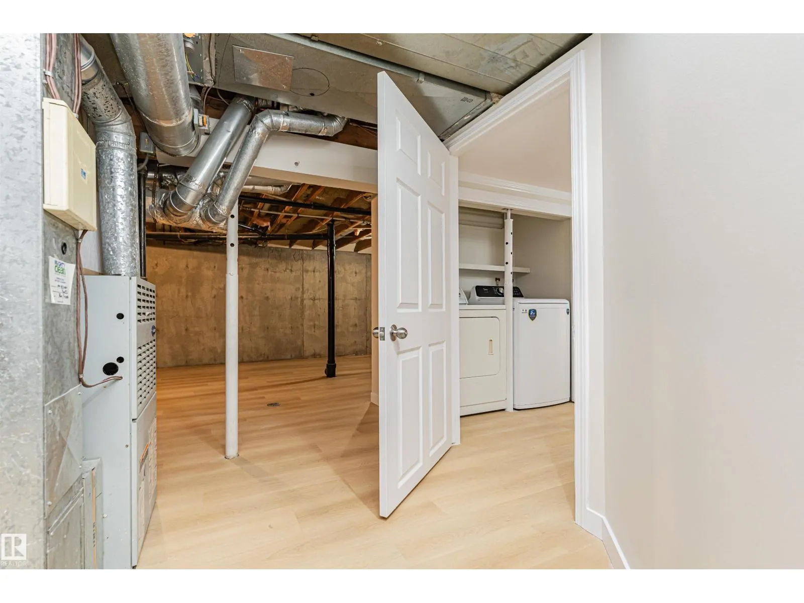 29 GRENFELL AV