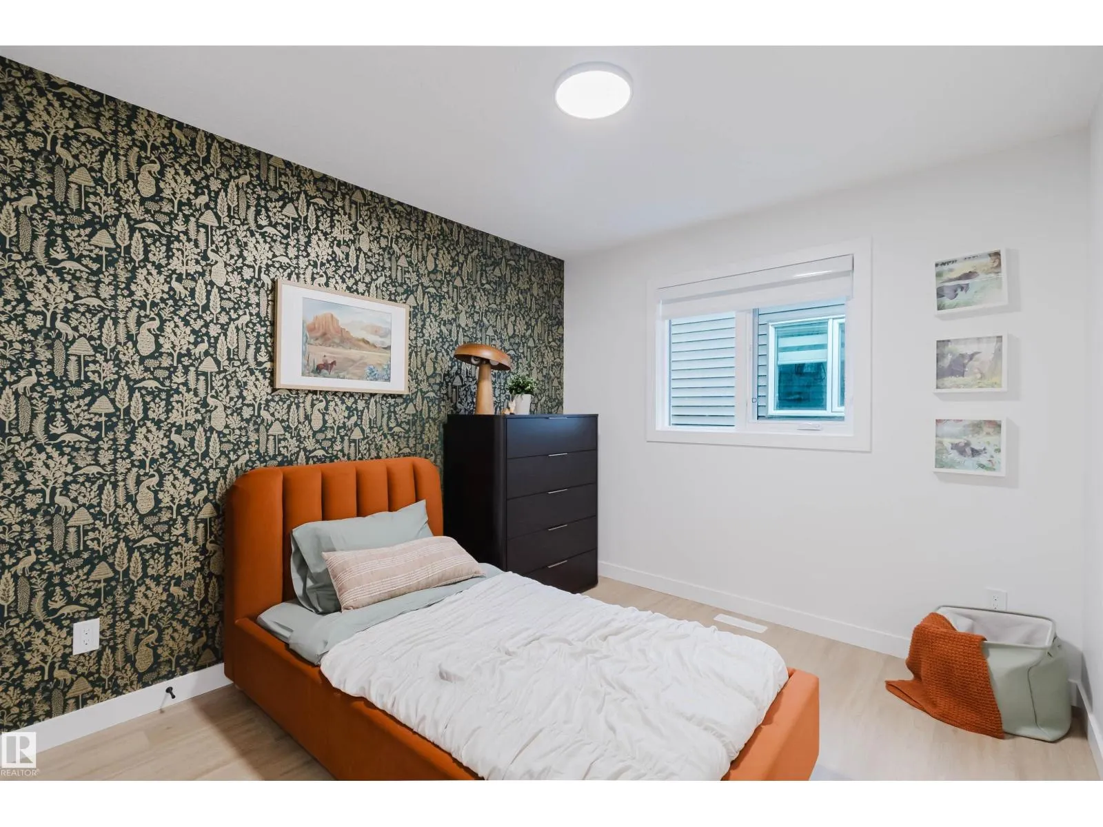 957 Elderberry LD NW