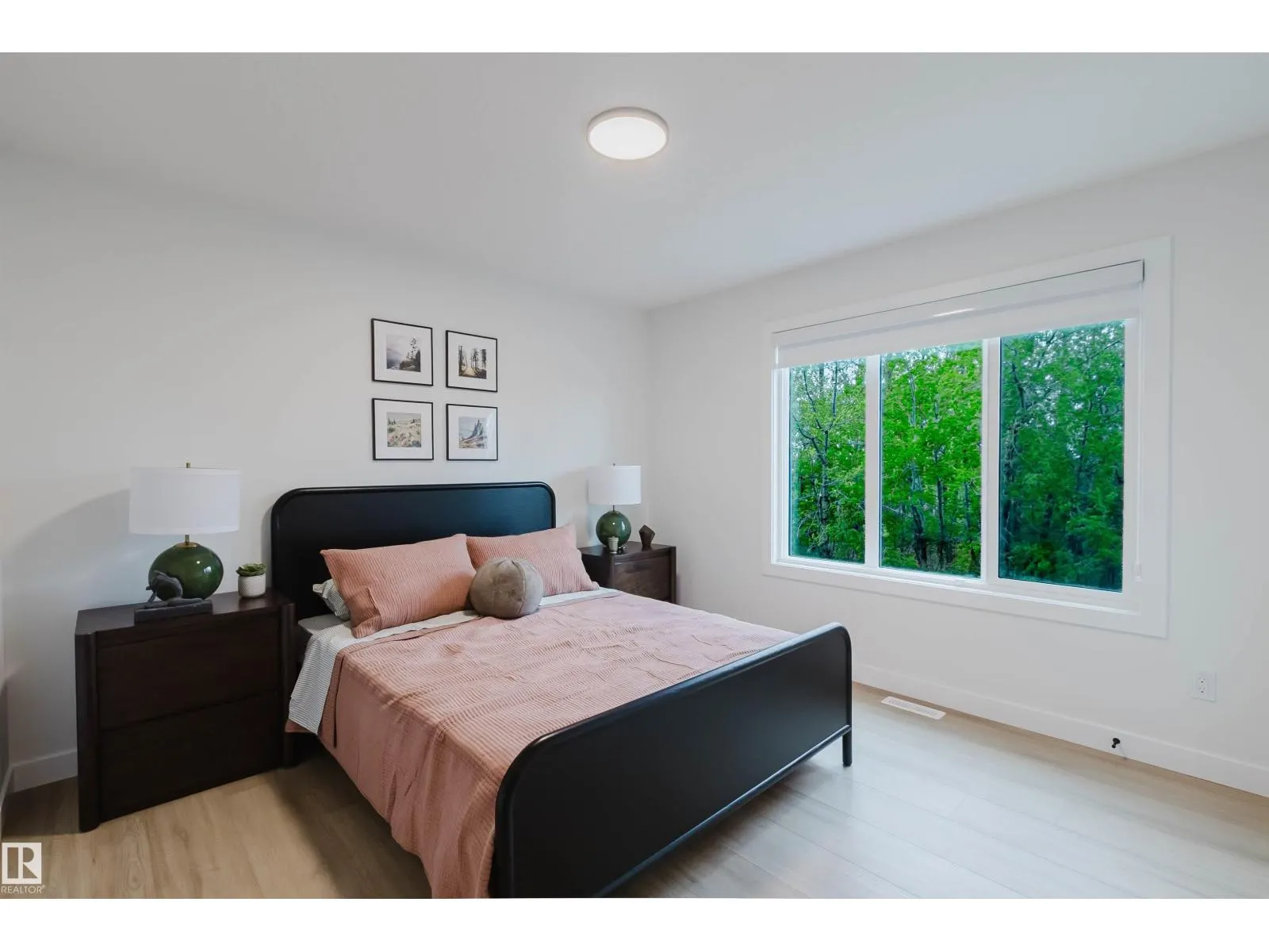 957 Elderberry LD NW