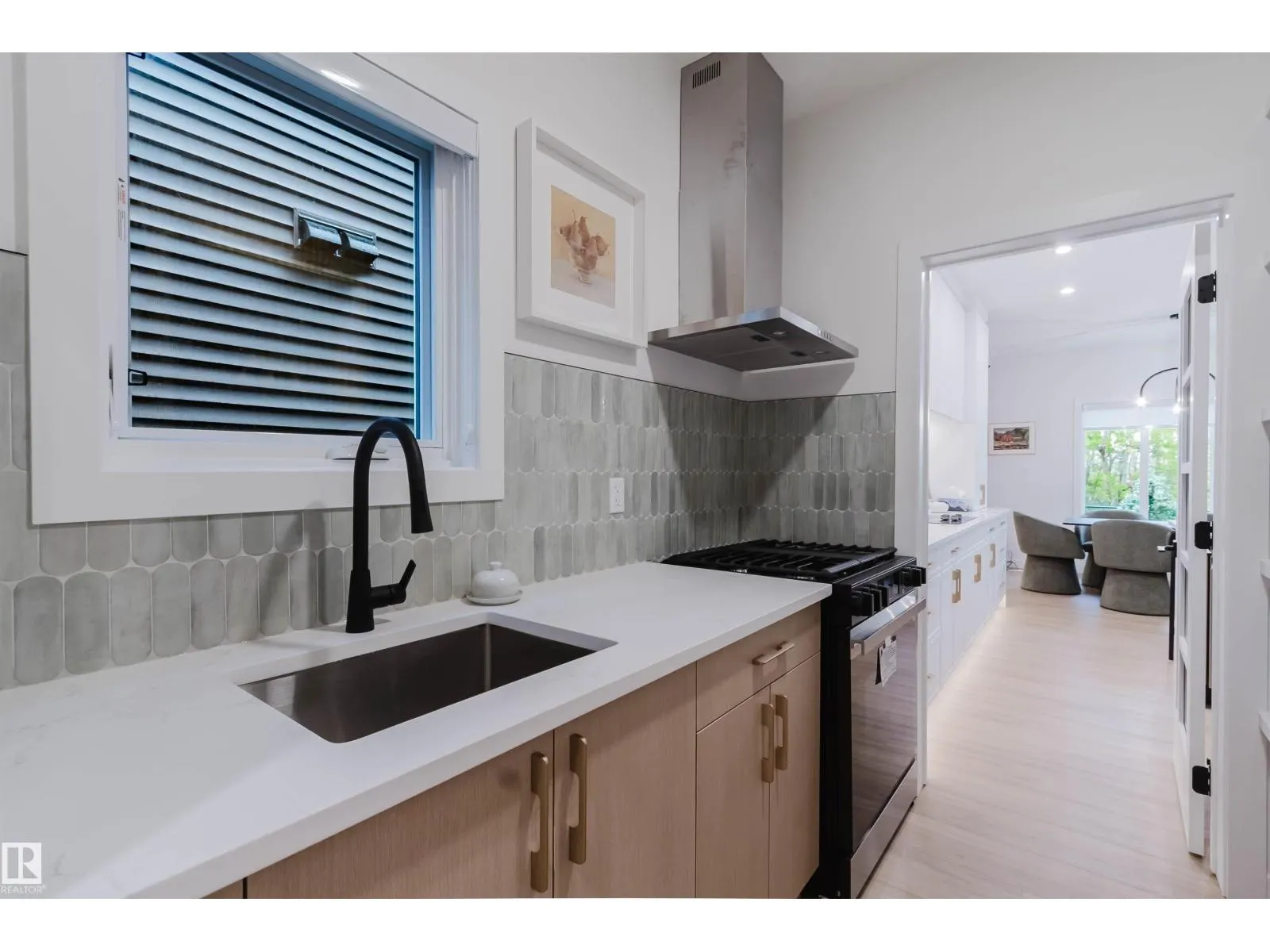 957 Elderberry LD NW