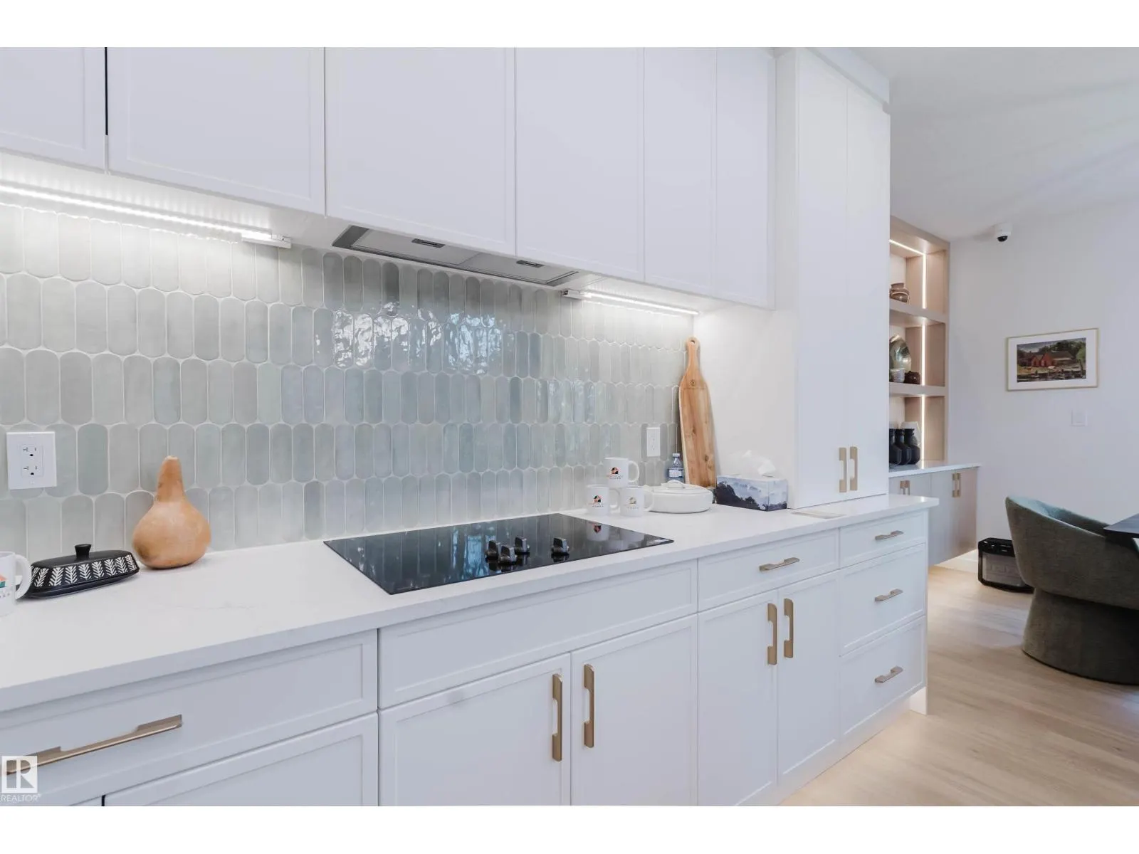 957 Elderberry LD NW