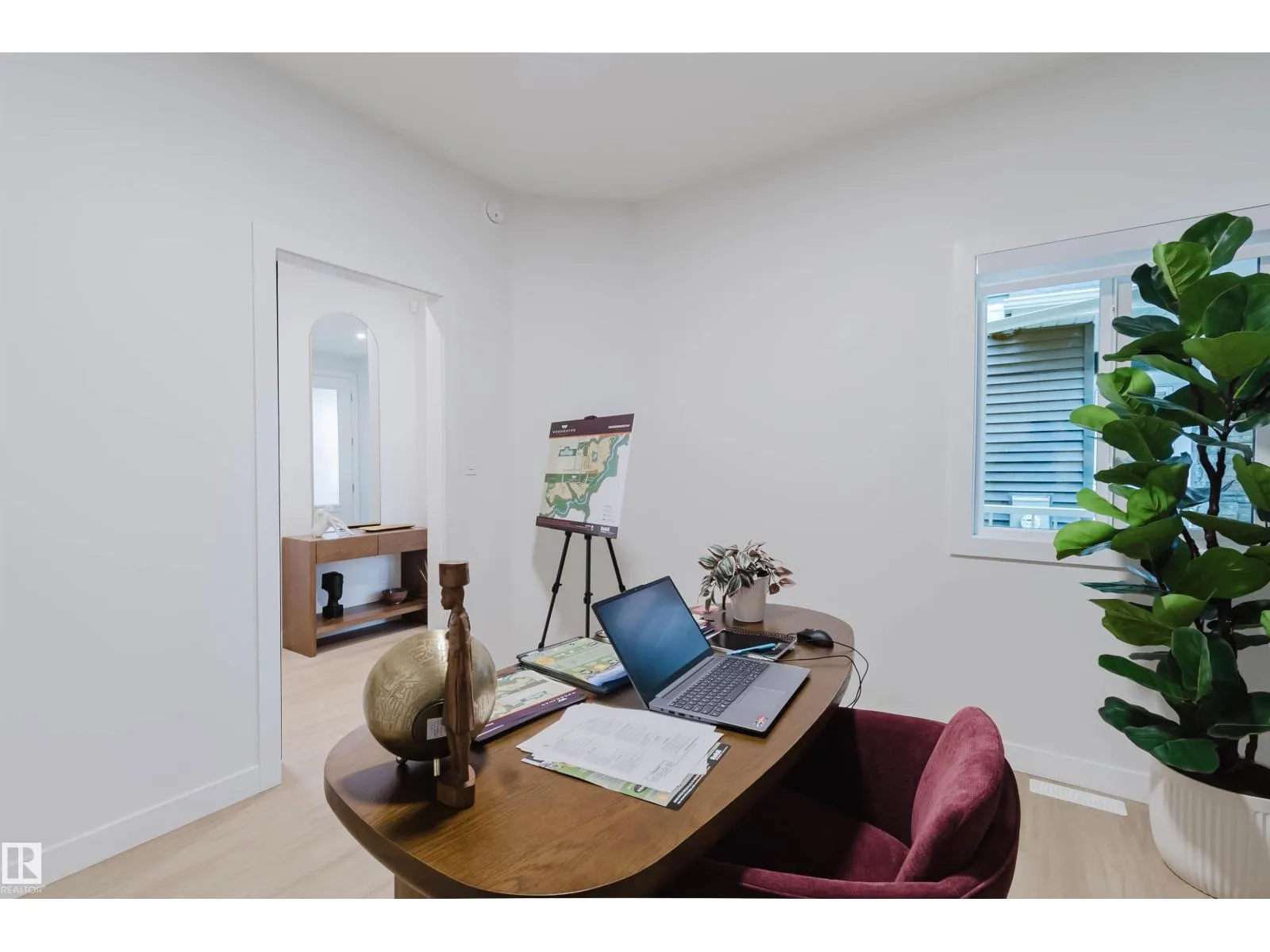 957 Elderberry LD NW