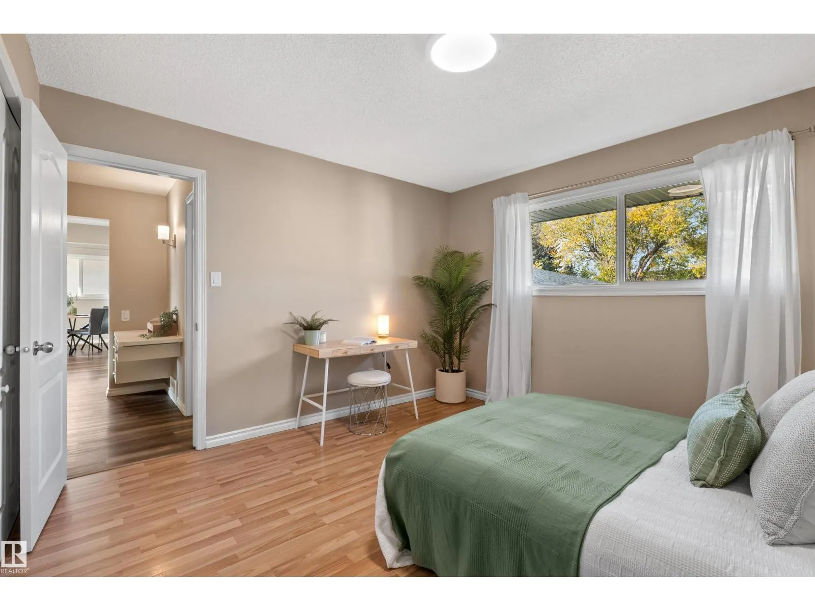 10420 36A AV NW