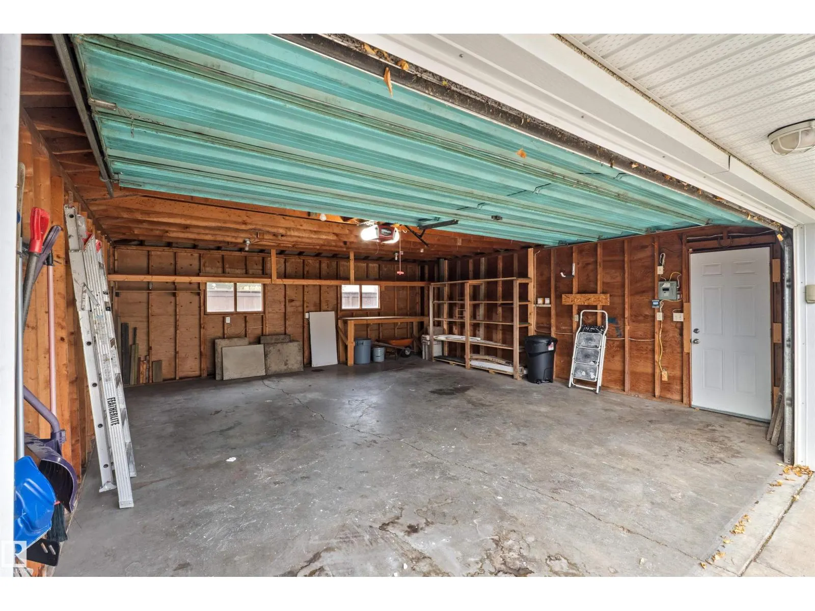 10420 36A AV NW