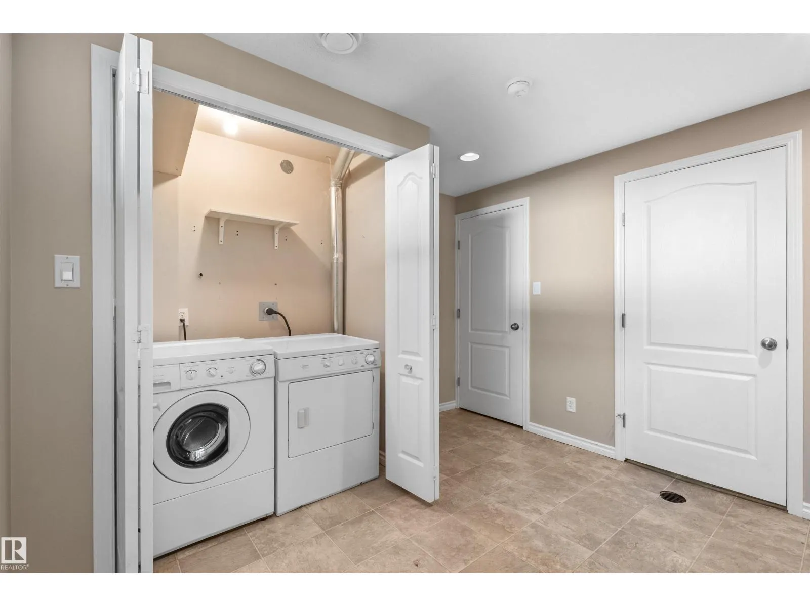 10420 36A AV NW