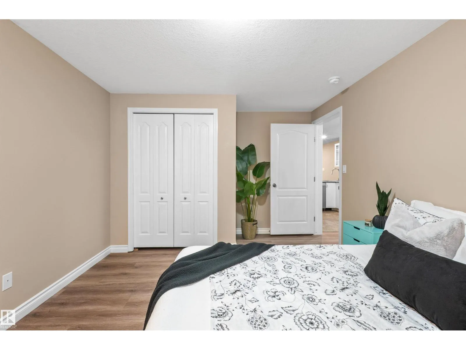 10420 36A AV NW