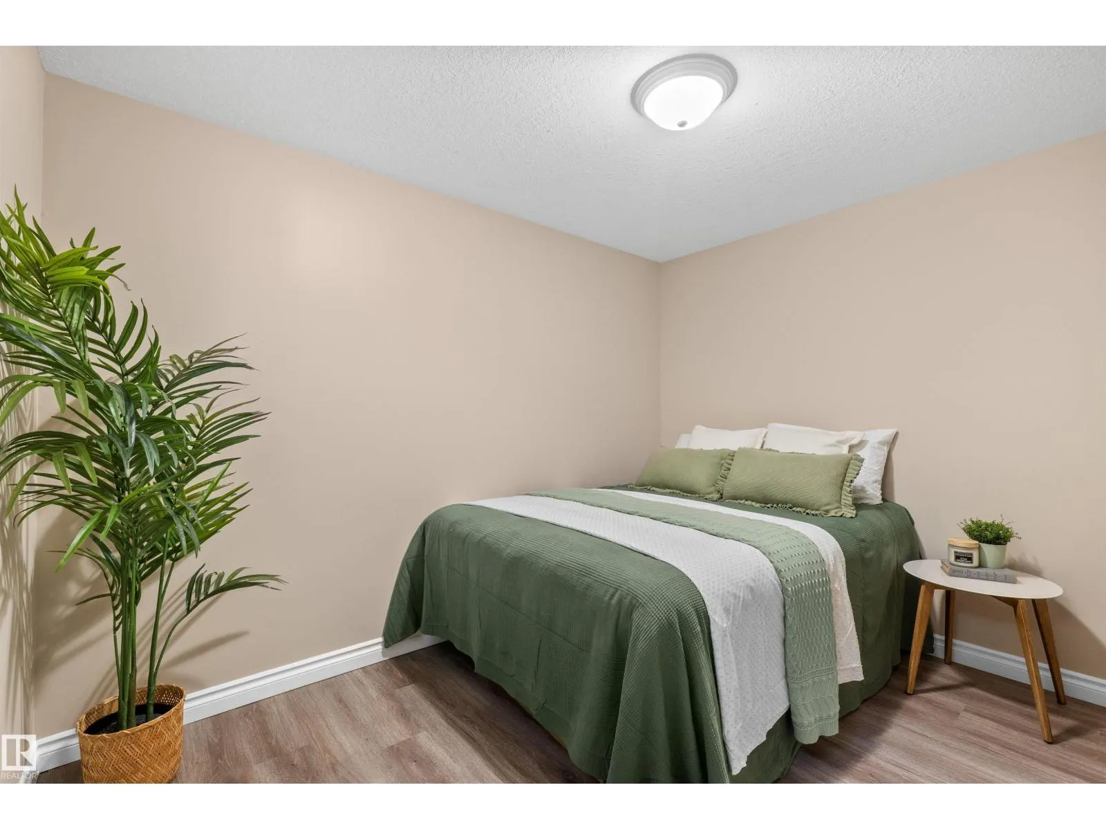 10420 36A AV NW
