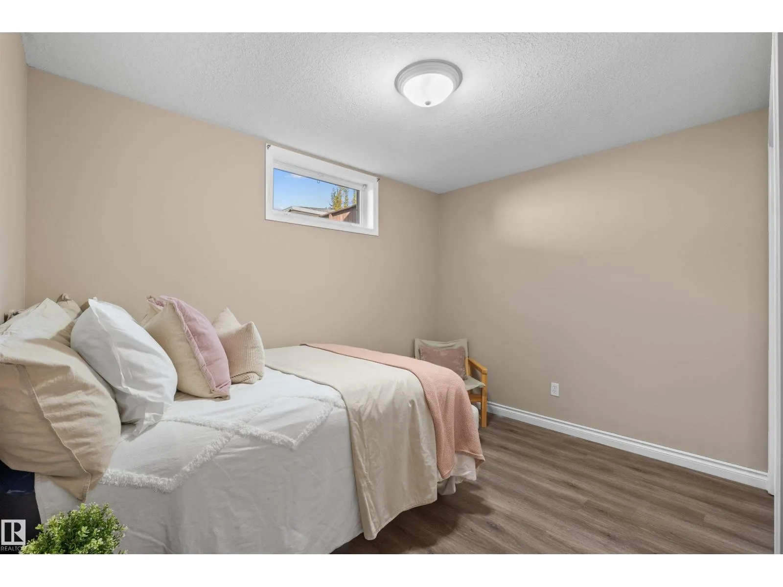 10420 36A AV NW