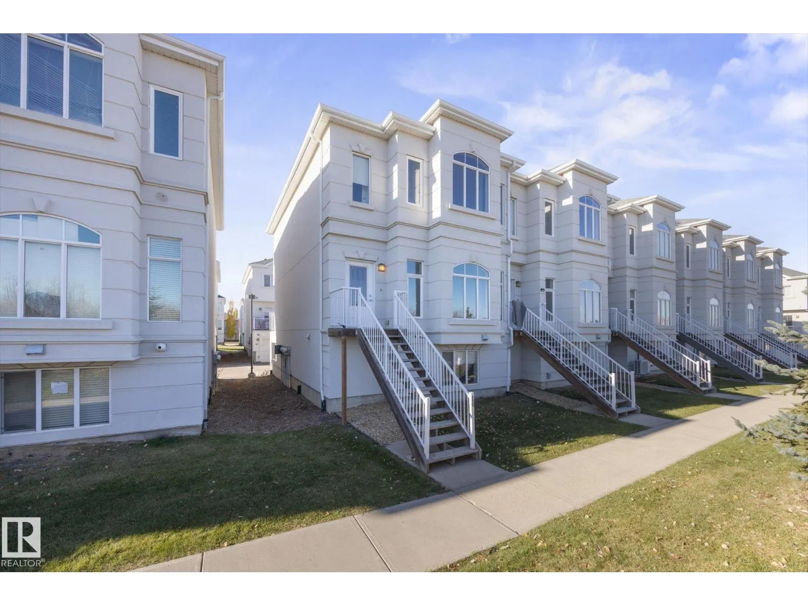 #16 723 172 ST SW