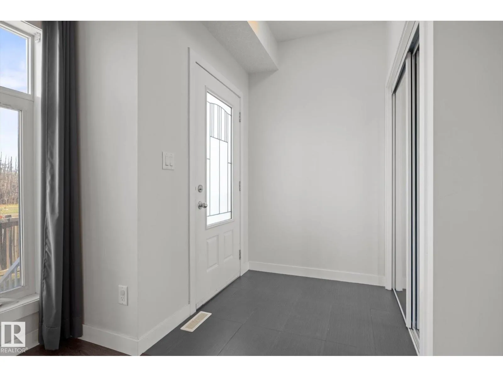 #16 723 172 ST SW