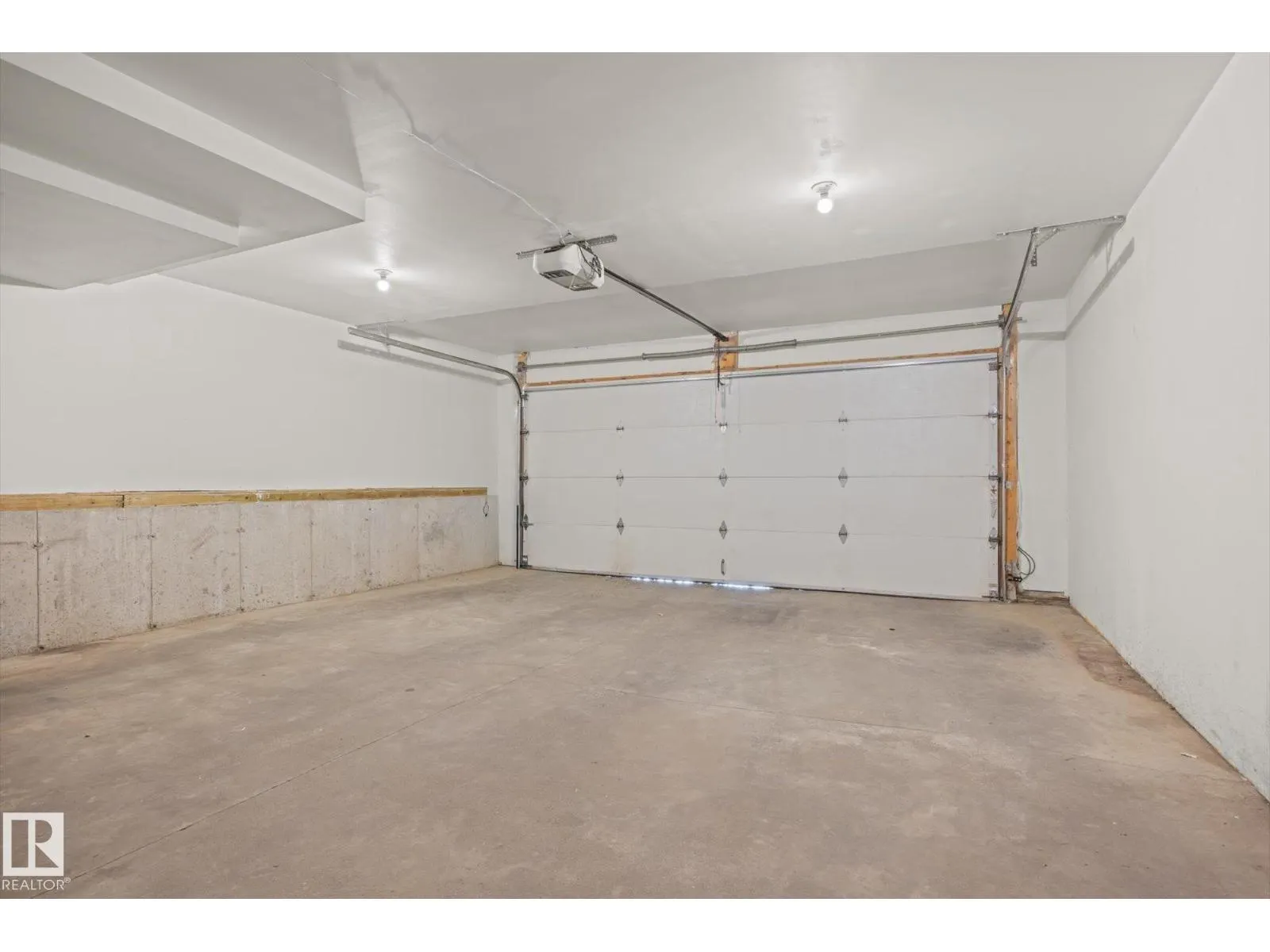 #16 723 172 ST SW