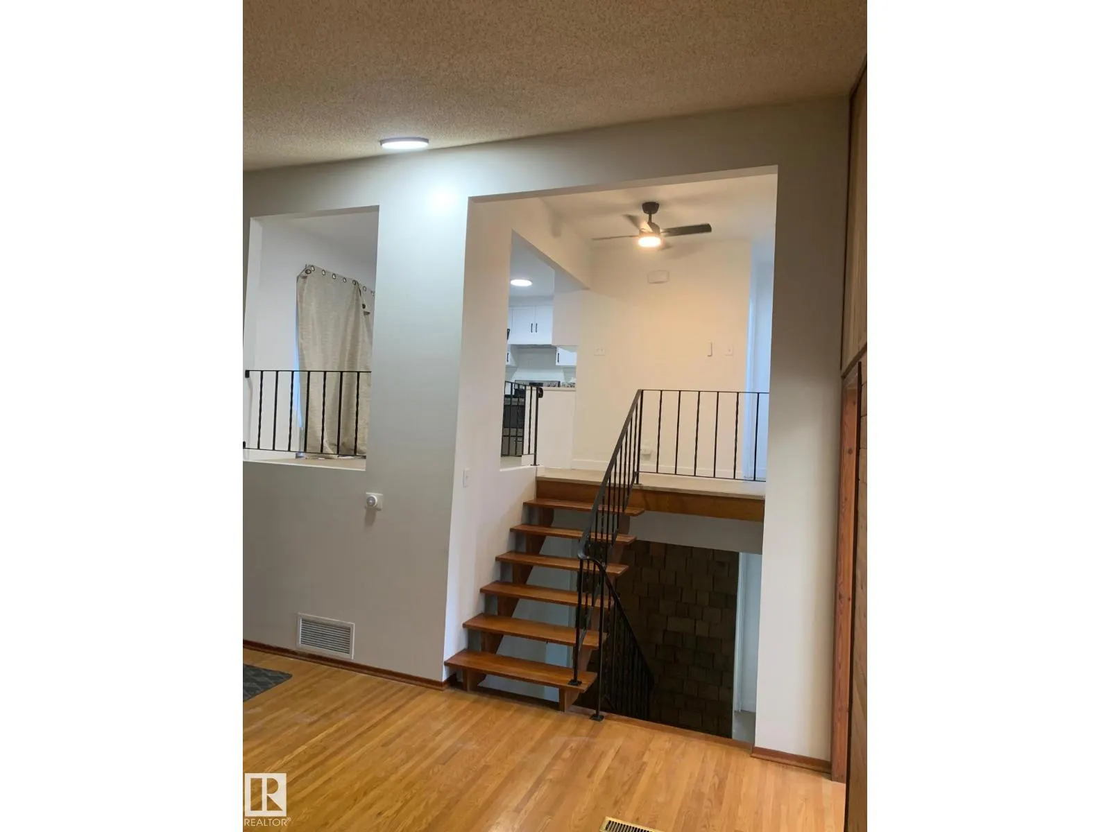 16321 - 109A Ave NW