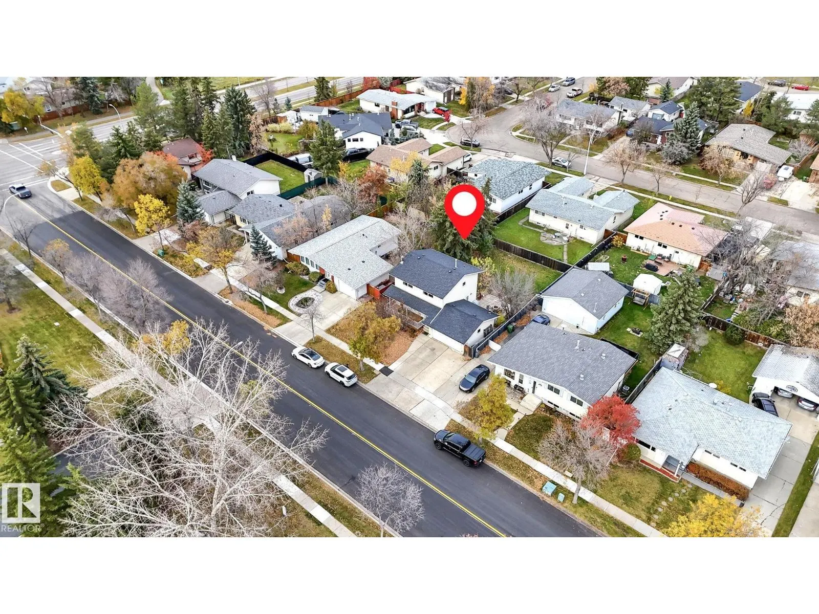 9 AKINS DR