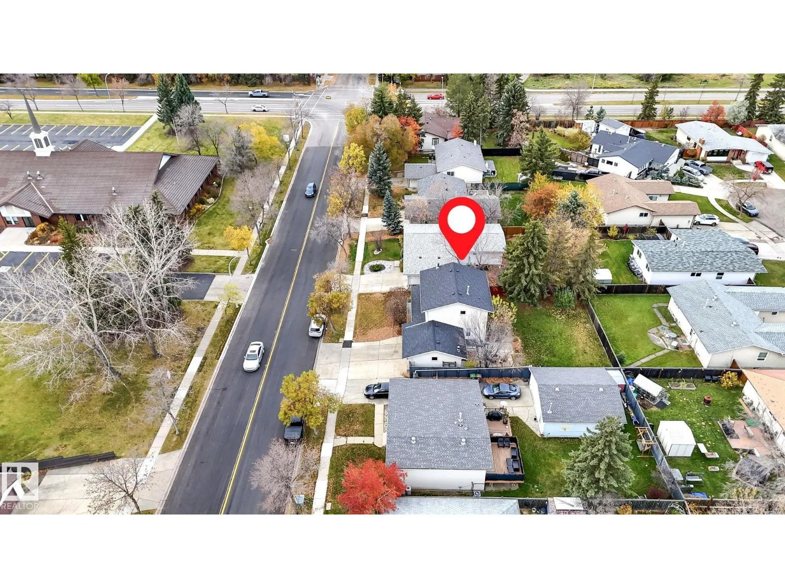 9 AKINS DR