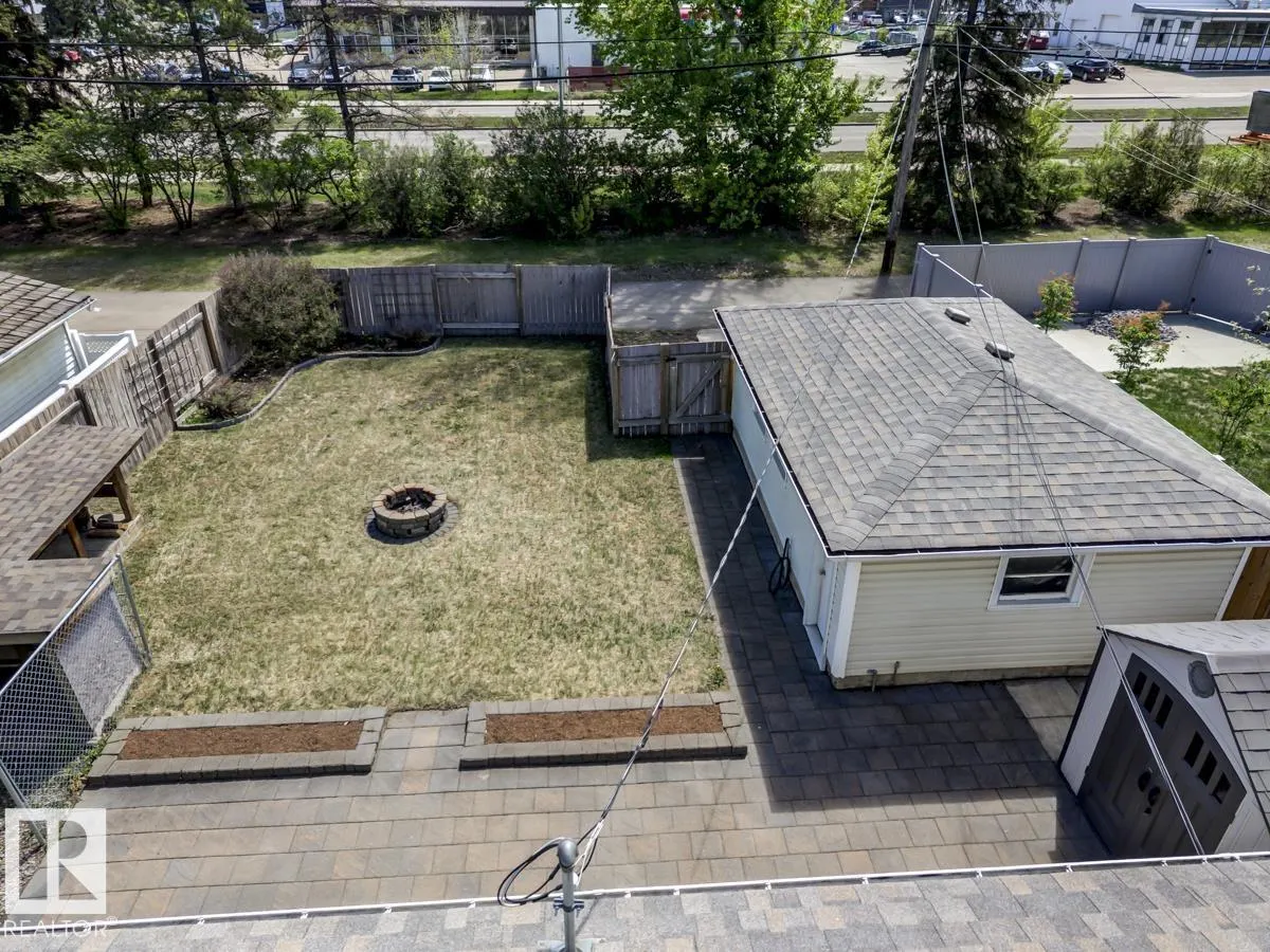 8511 64 AV NW