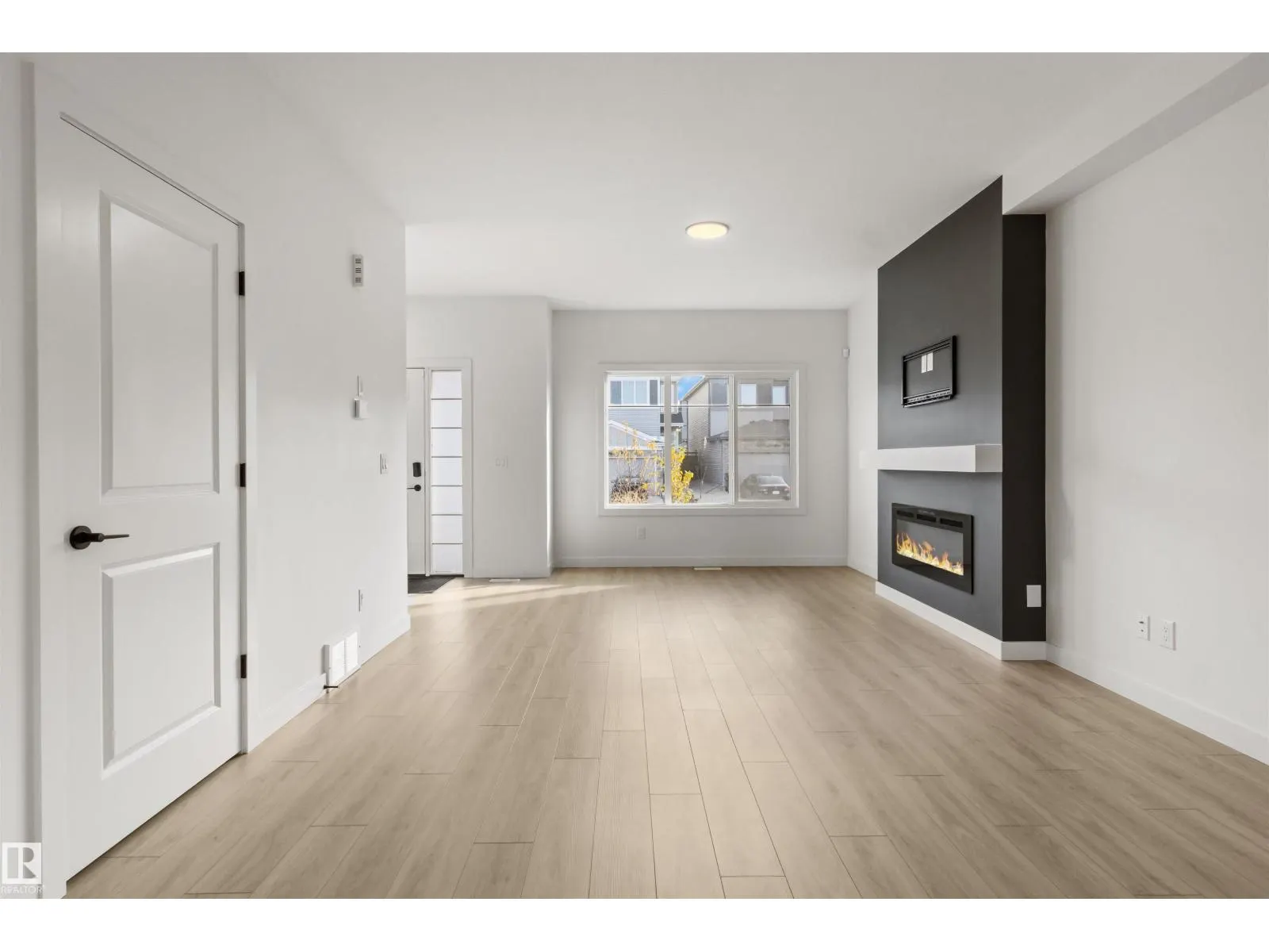 317 JUNIPER CV