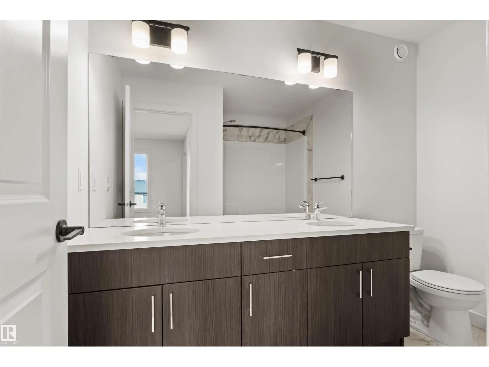 317 JUNIPER CV