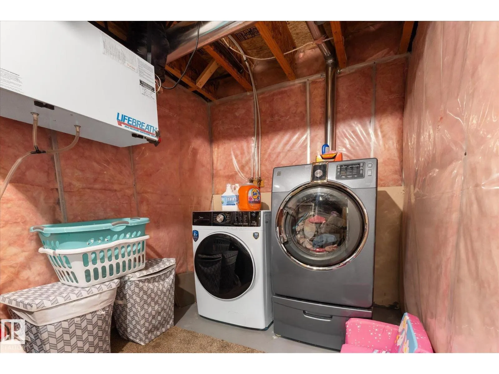 20 CARAGANA WY