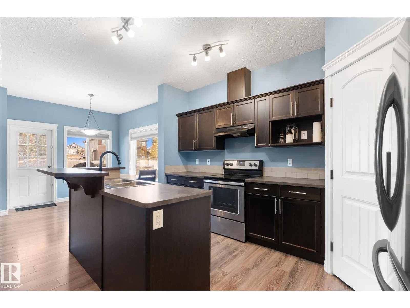 20 CARAGANA WY