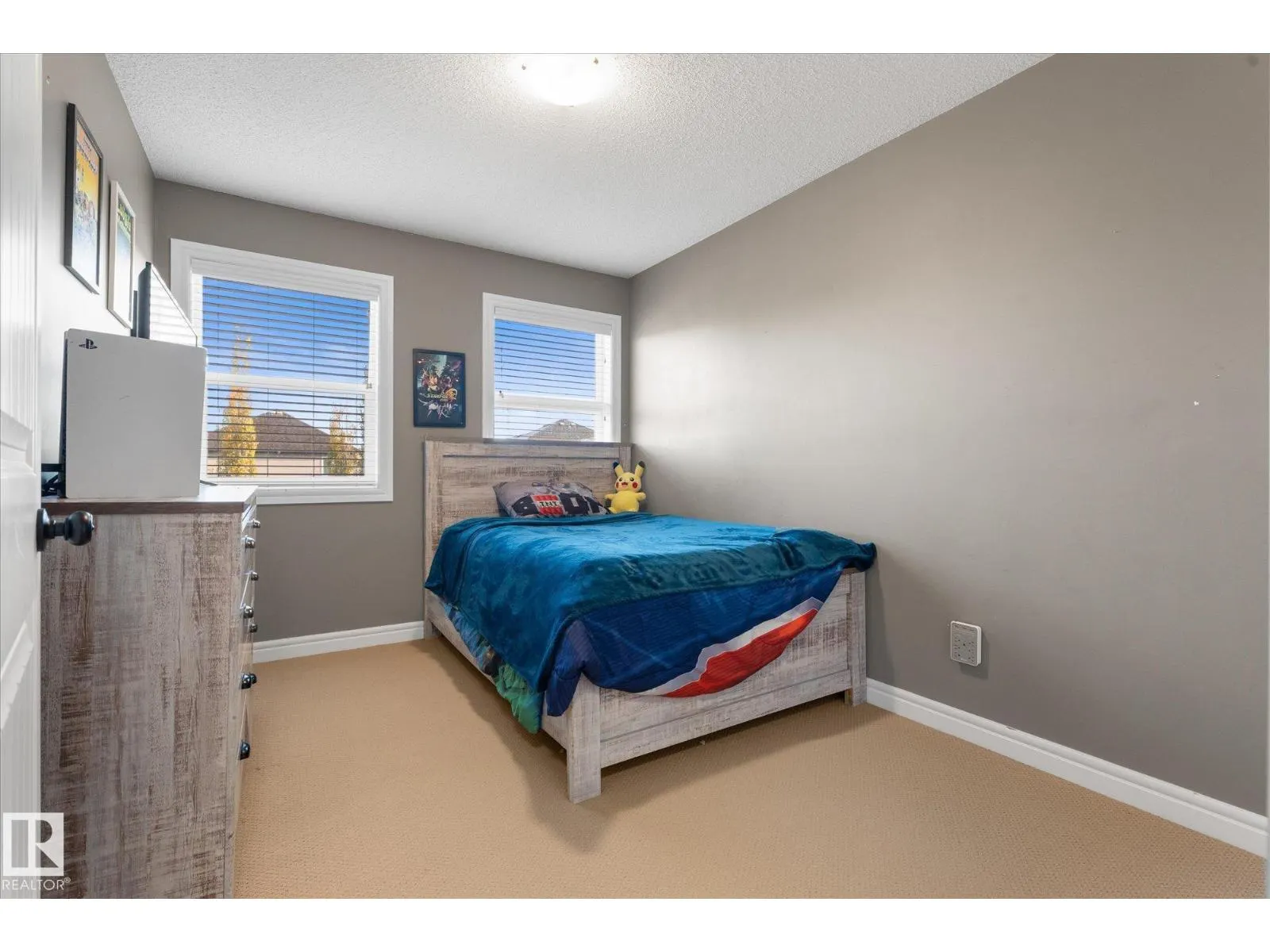 20 CARAGANA WY