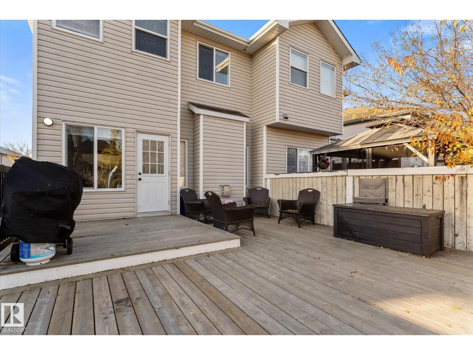 20 CARAGANA WY