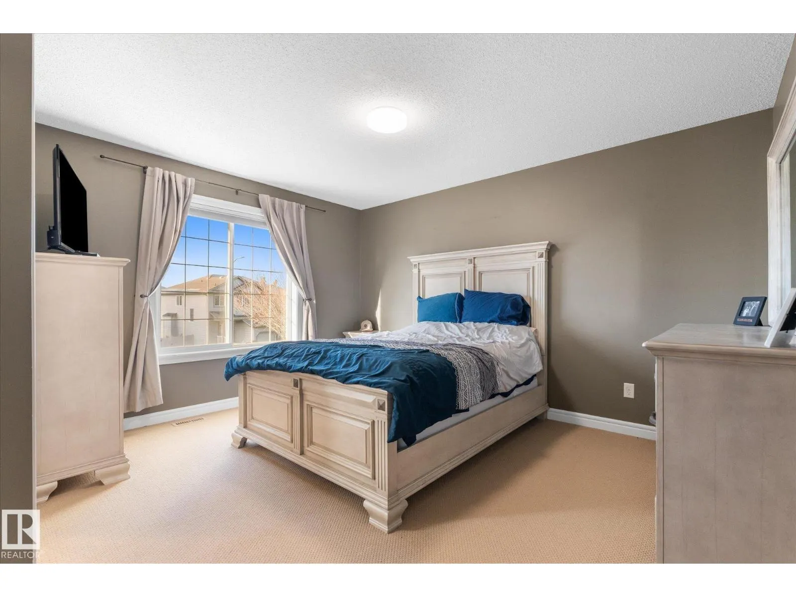 20 CARAGANA WY
