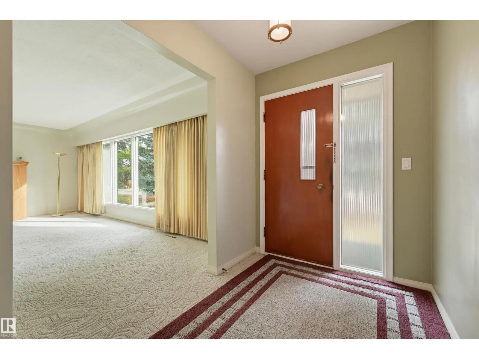 9708 142 ST NW