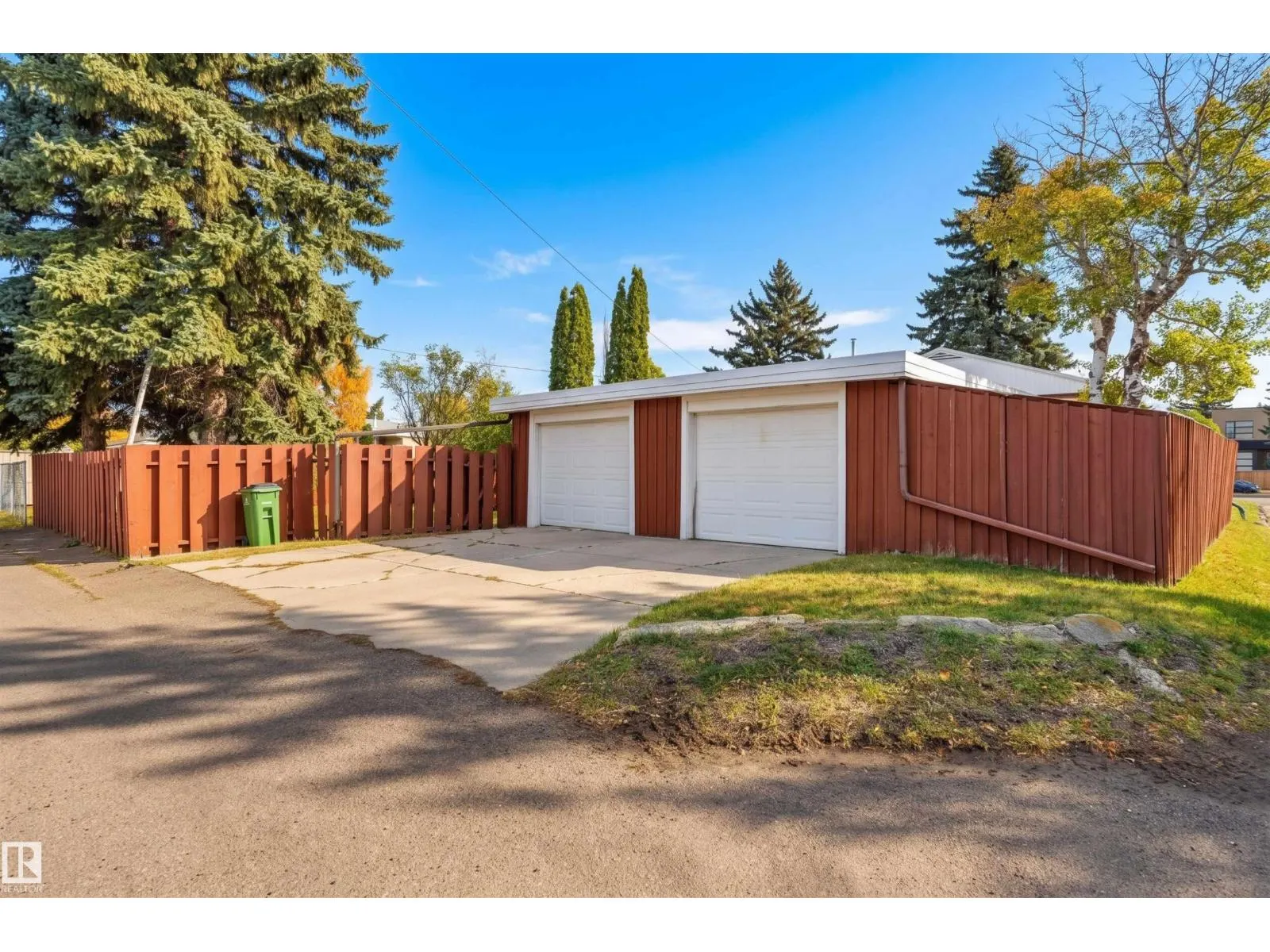 9708 142 ST NW
