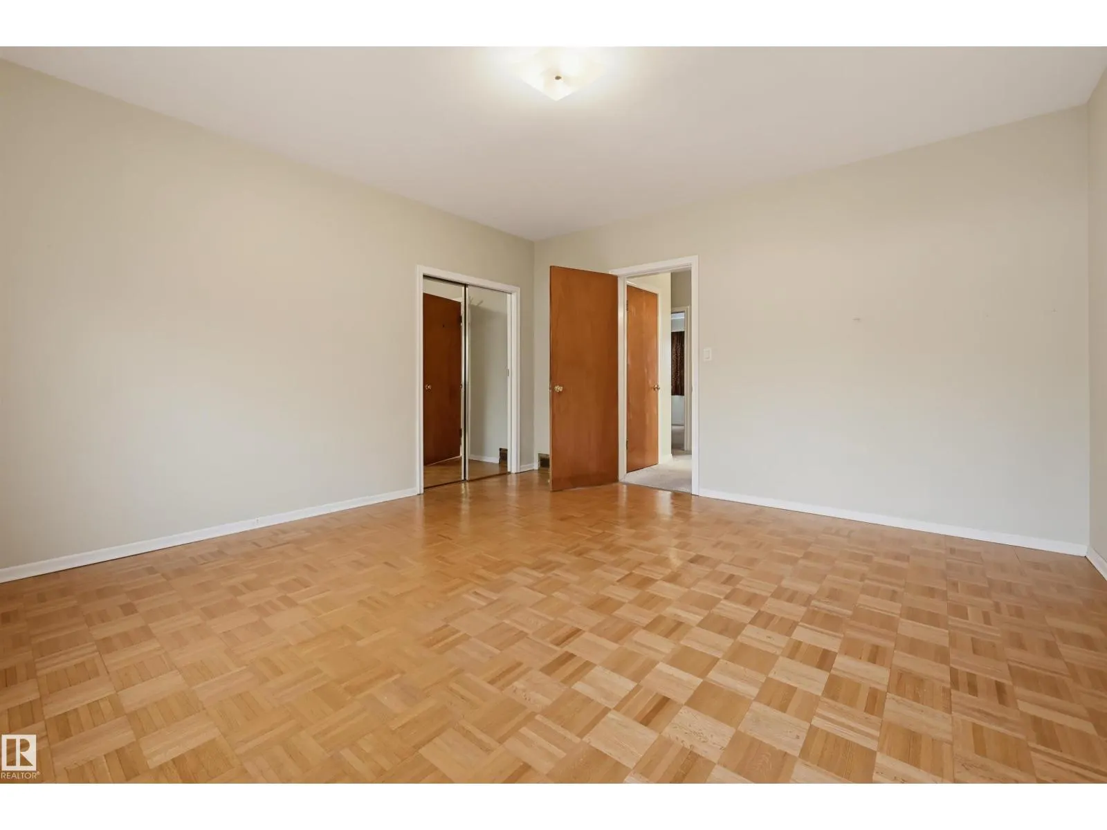 9708 142 ST NW