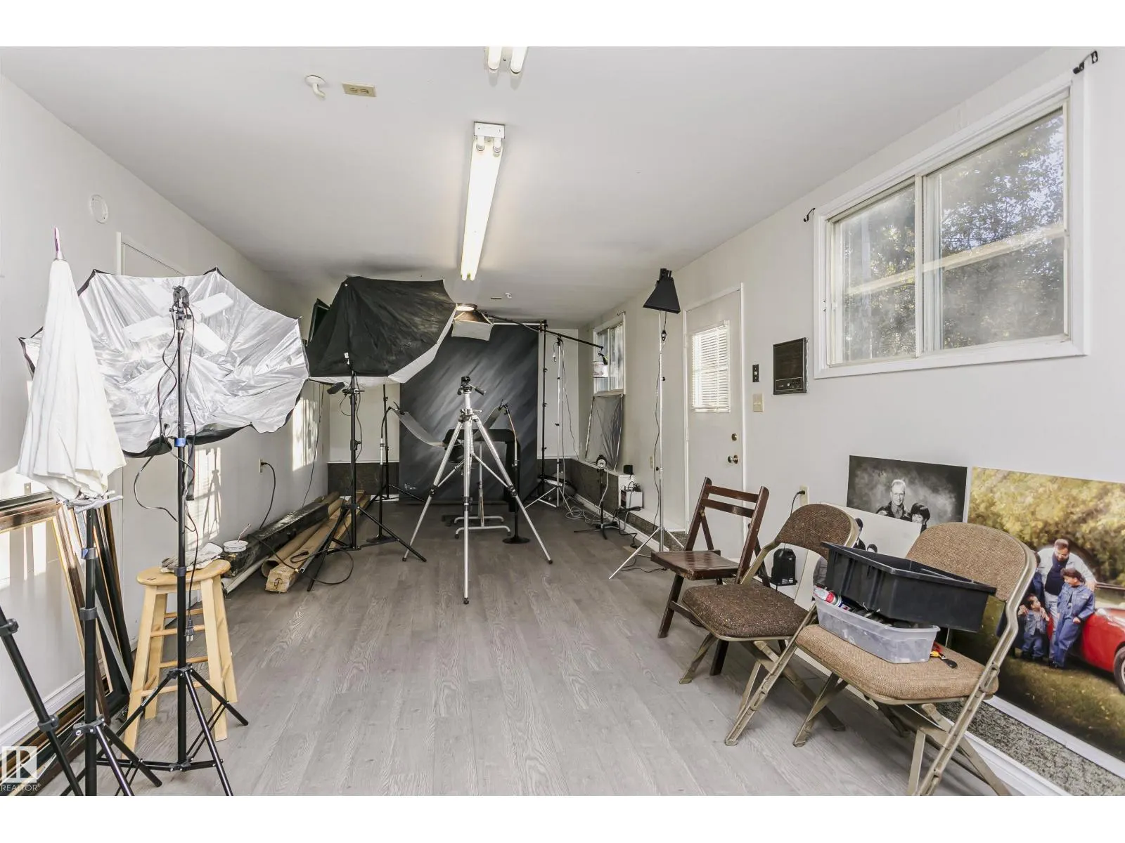 7 SHERIDAN DR