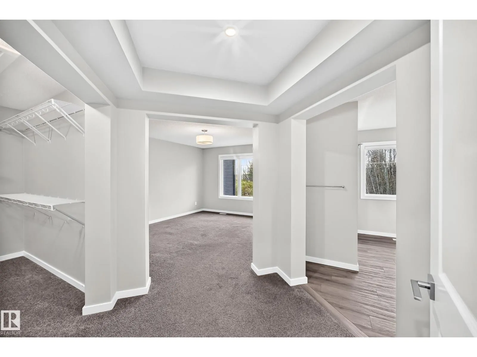 315 35 AV NW