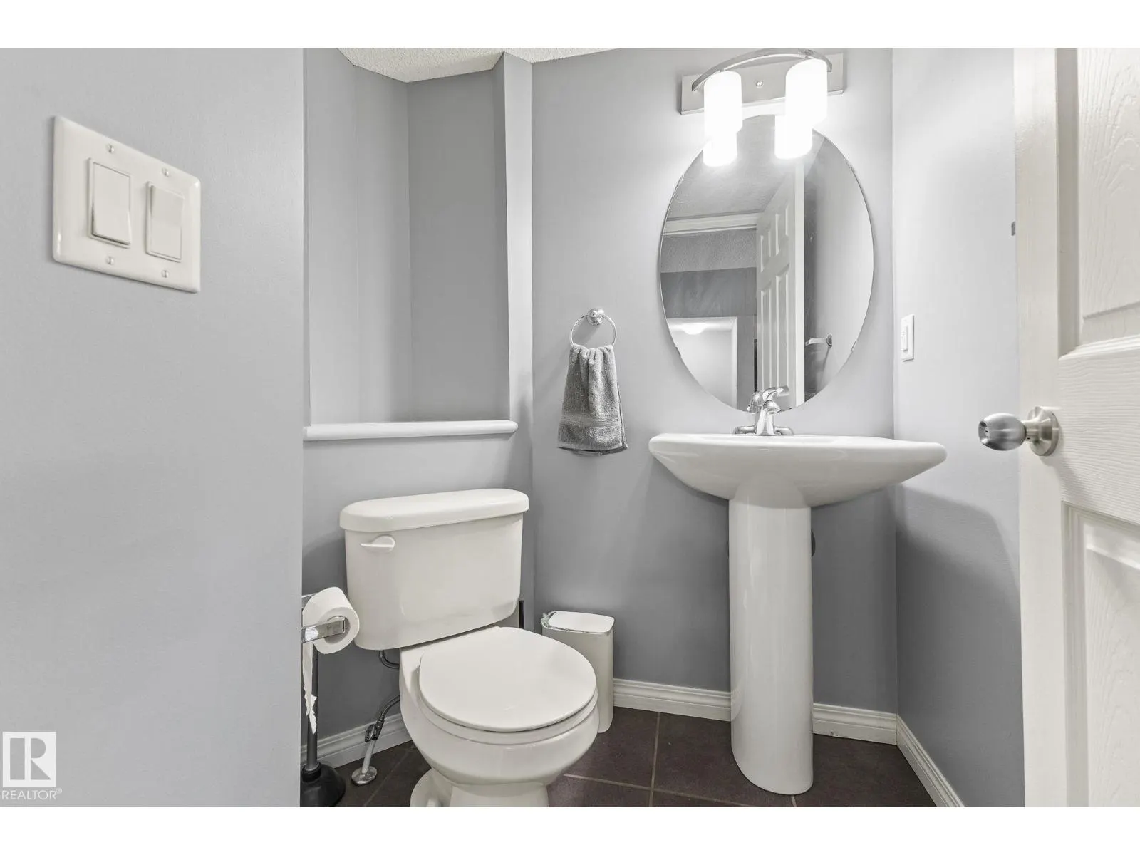 7030 21A AV SW