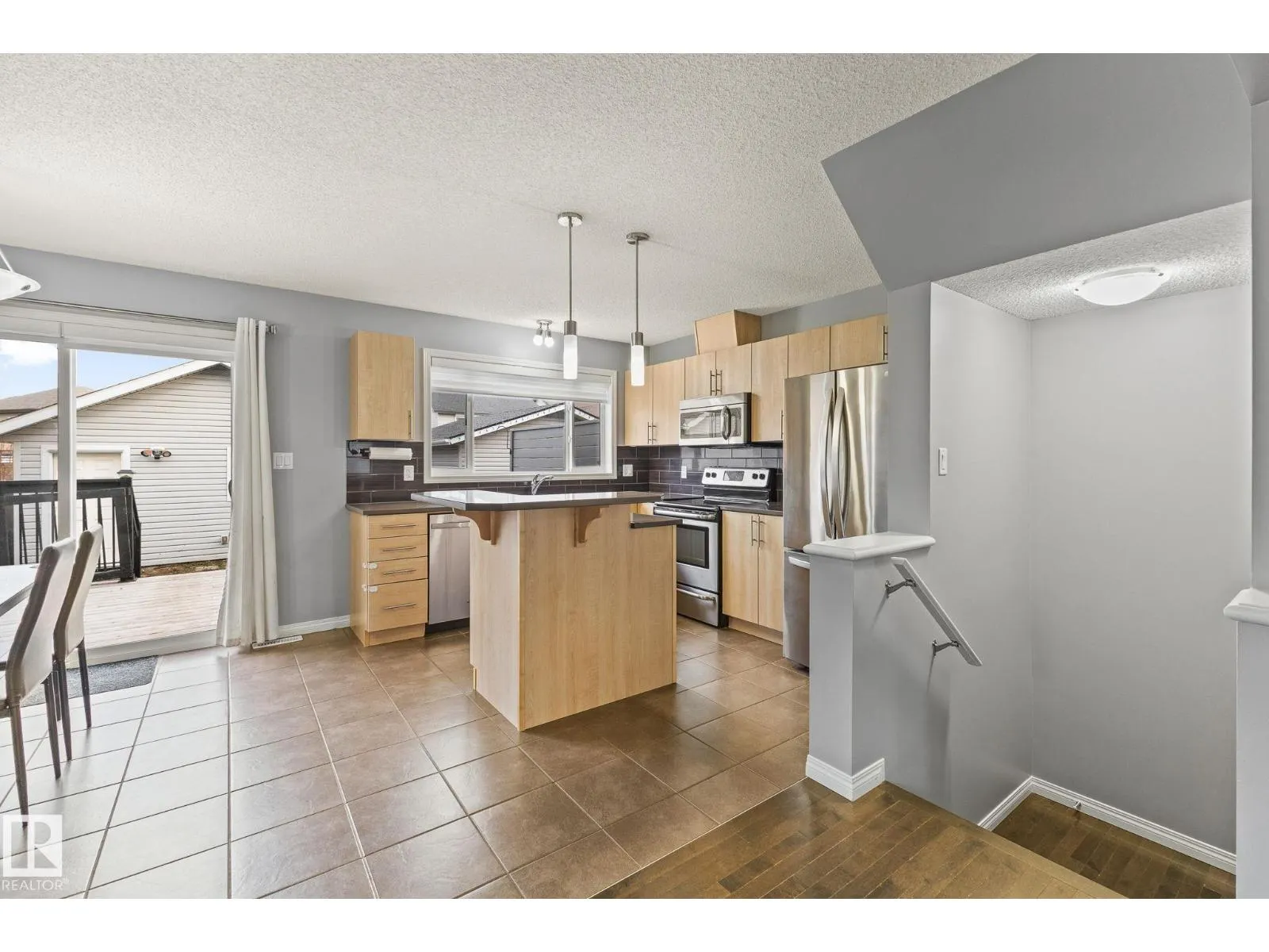 7030 21A AV SW