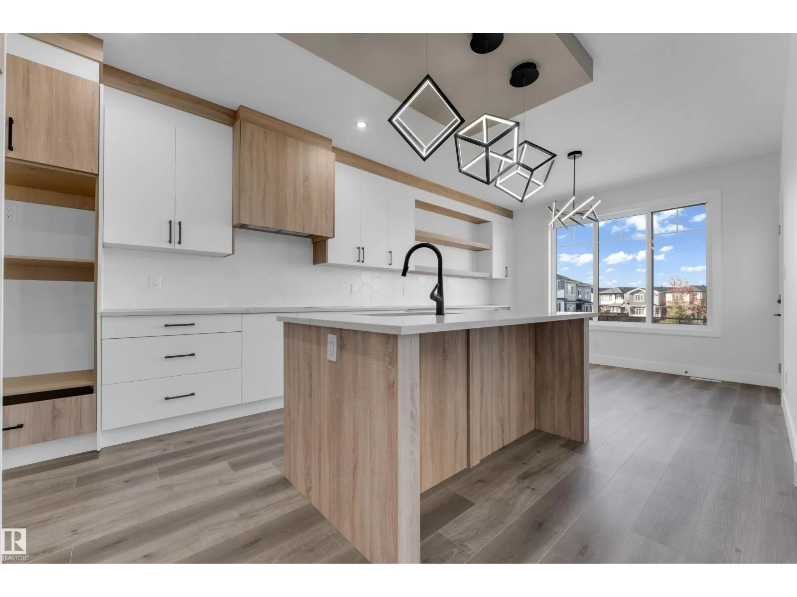 4319 36 ST