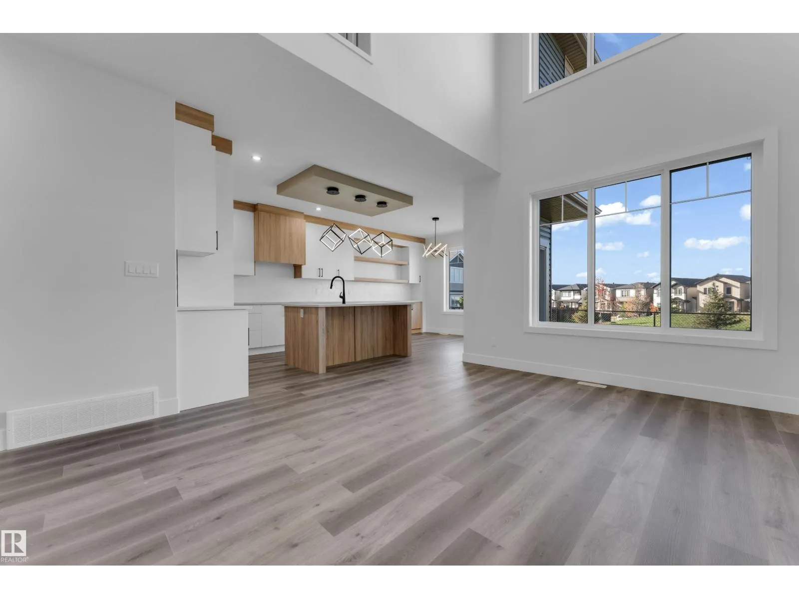 4319 36 ST