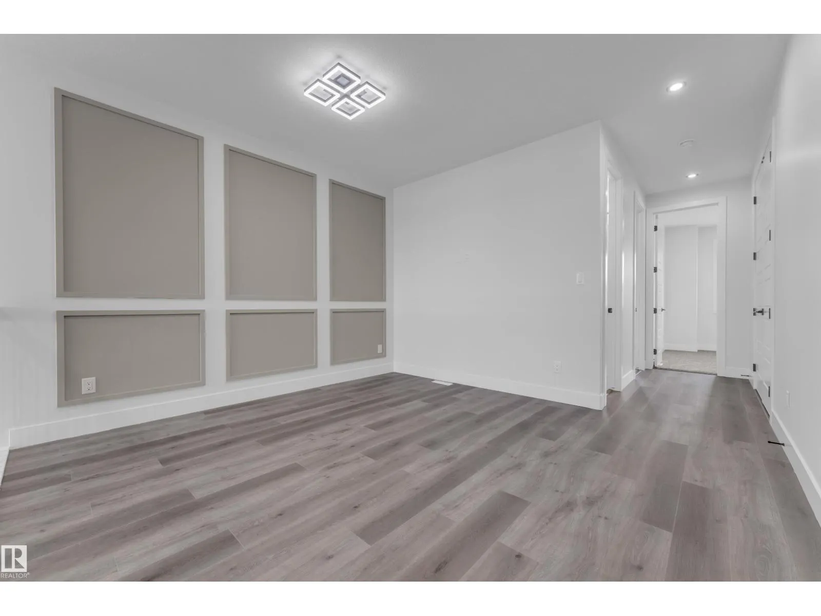 4319 36 ST