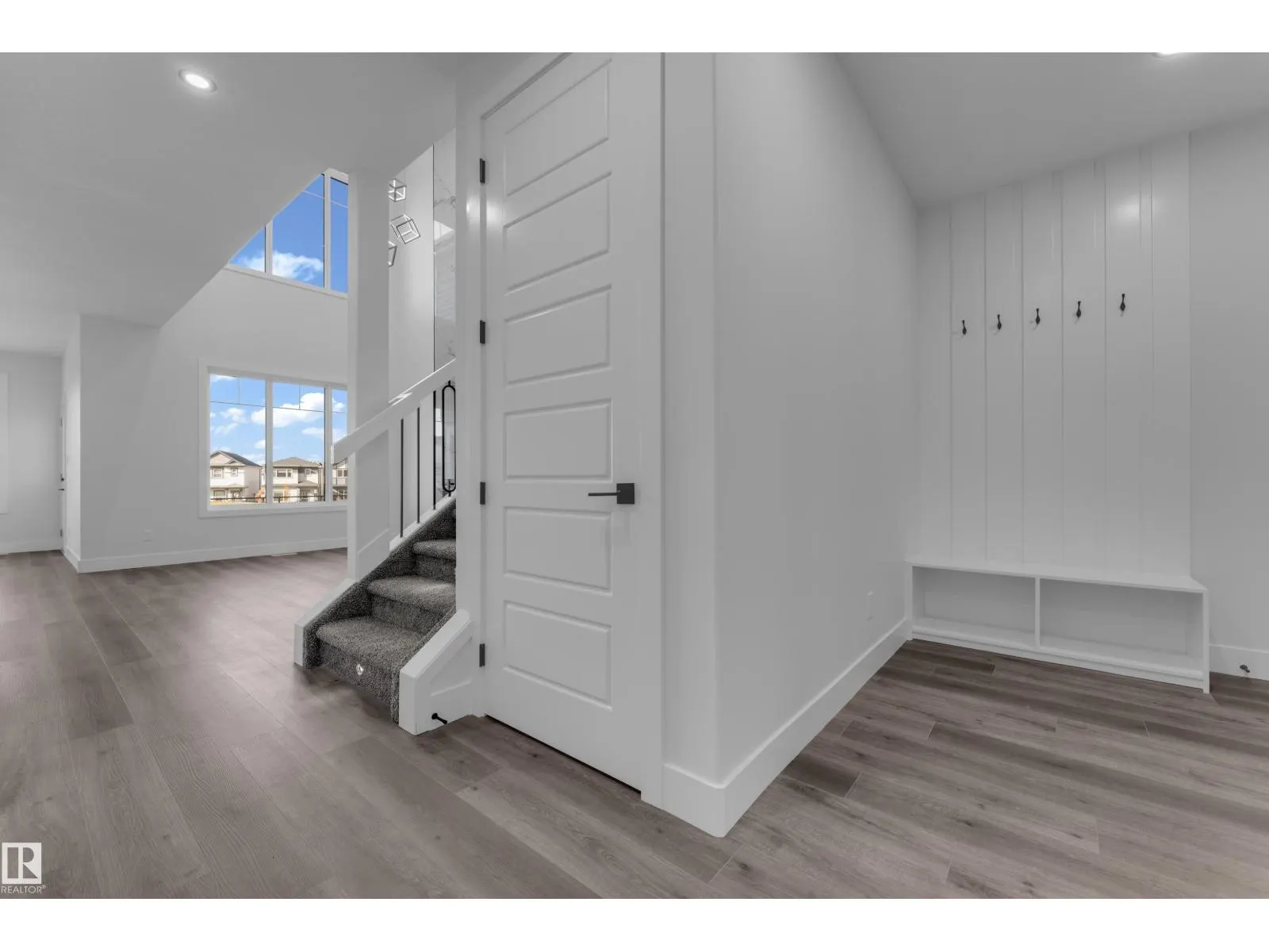 4319 36 ST