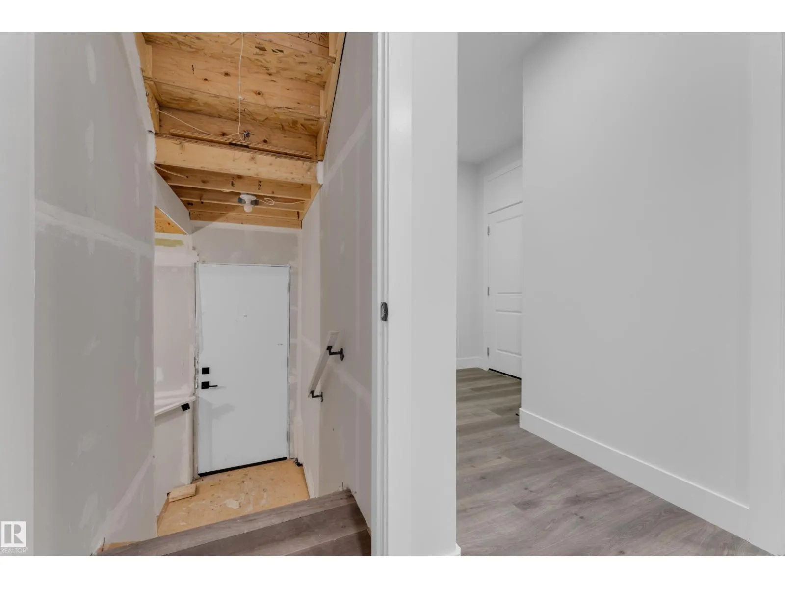 4319 36 ST