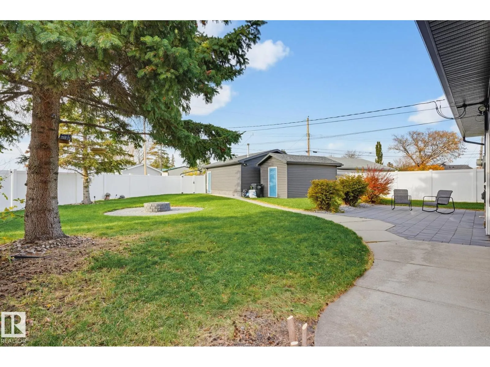 10542 161 ST NW
