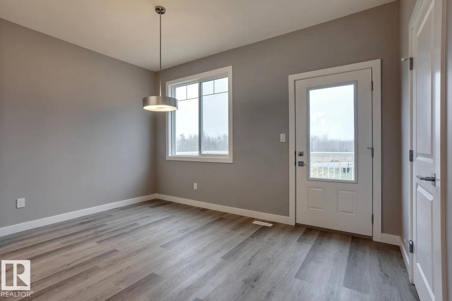 #84 13139 205 ST NW