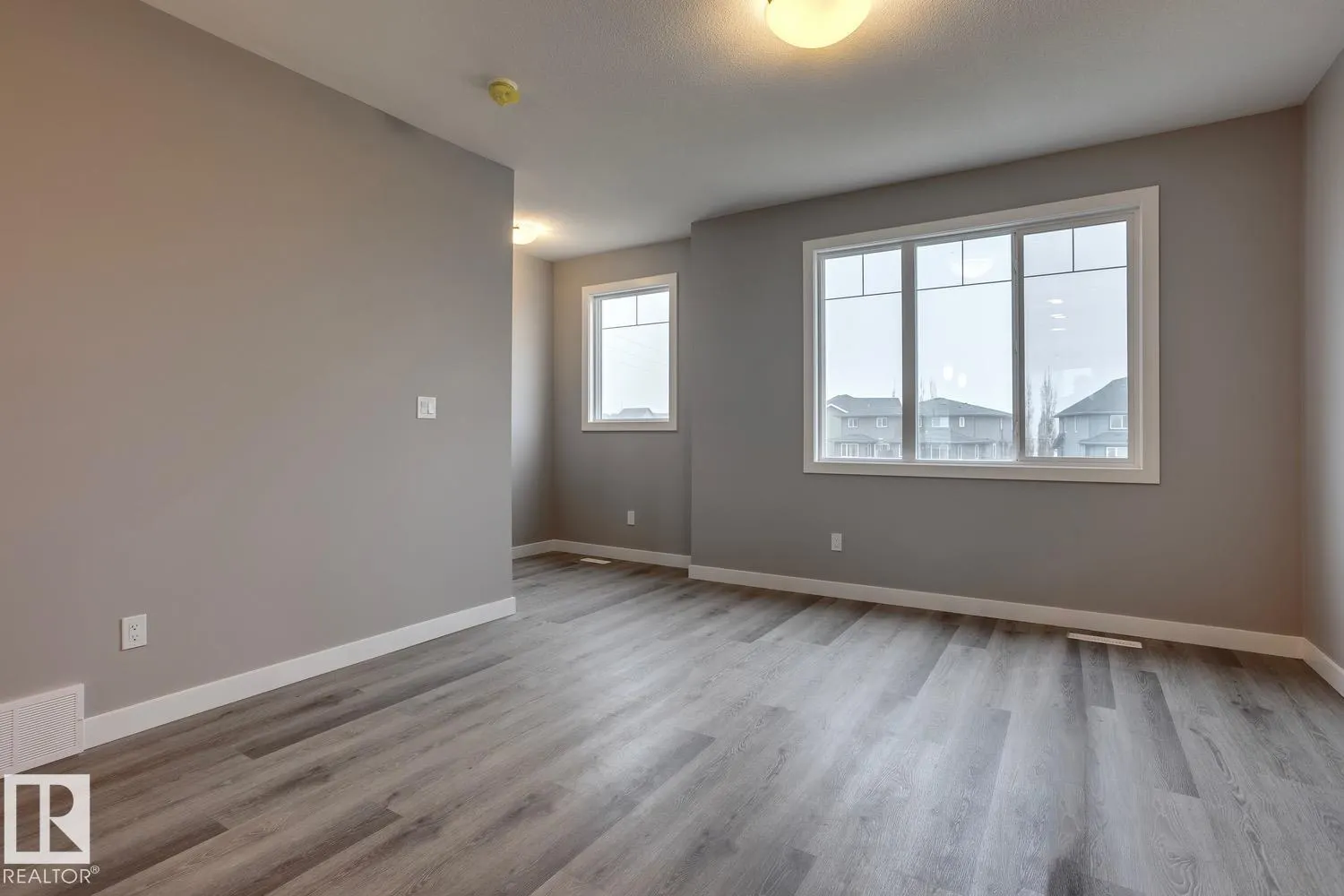 #84 13139 205 ST NW
